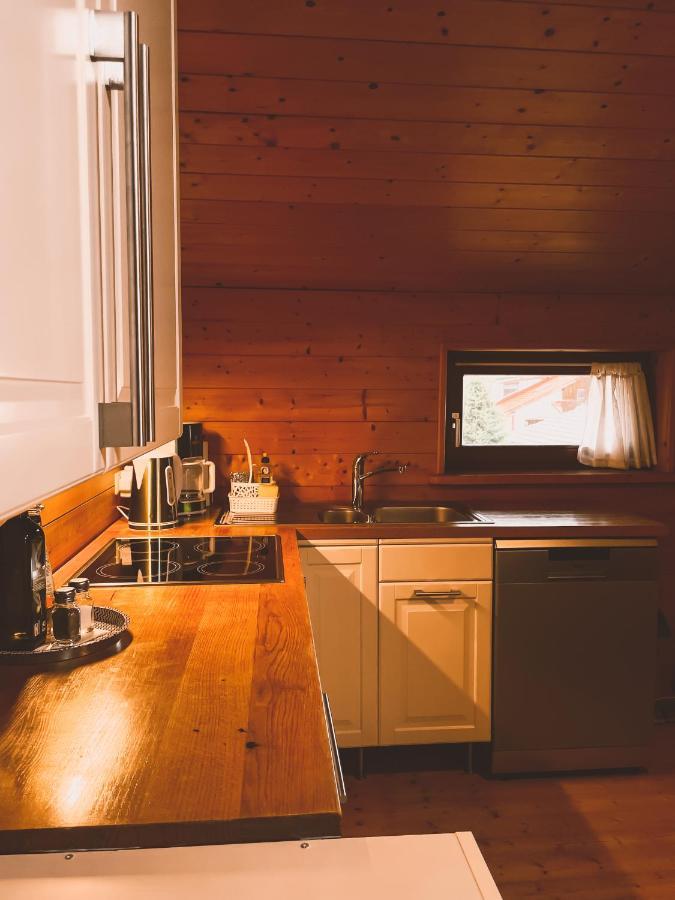 Naturnahes Familienchalet Mit Garten - Wifi - Netflix - Nur 15 Minuten Vom Chiemsee Und 35 Minuten Von Muenchen Entfernt Vogtareuth 외부 사진