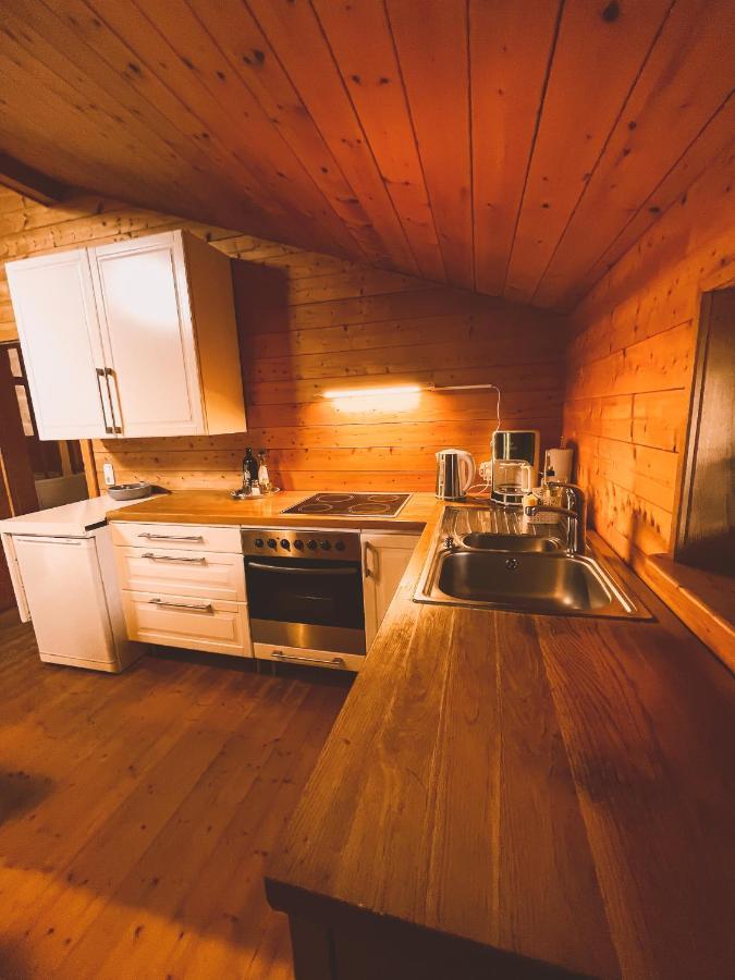 Naturnahes Familienchalet Mit Garten - Wifi - Netflix - Nur 15 Minuten Vom Chiemsee Und 35 Minuten Von Muenchen Entfernt Vogtareuth 외부 사진