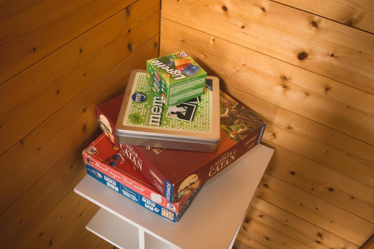 Naturnahes Familienchalet Mit Garten - Wifi - Netflix - Nur 15 Minuten Vom Chiemsee Und 35 Minuten Von Muenchen Entfernt Vogtareuth 외부 사진