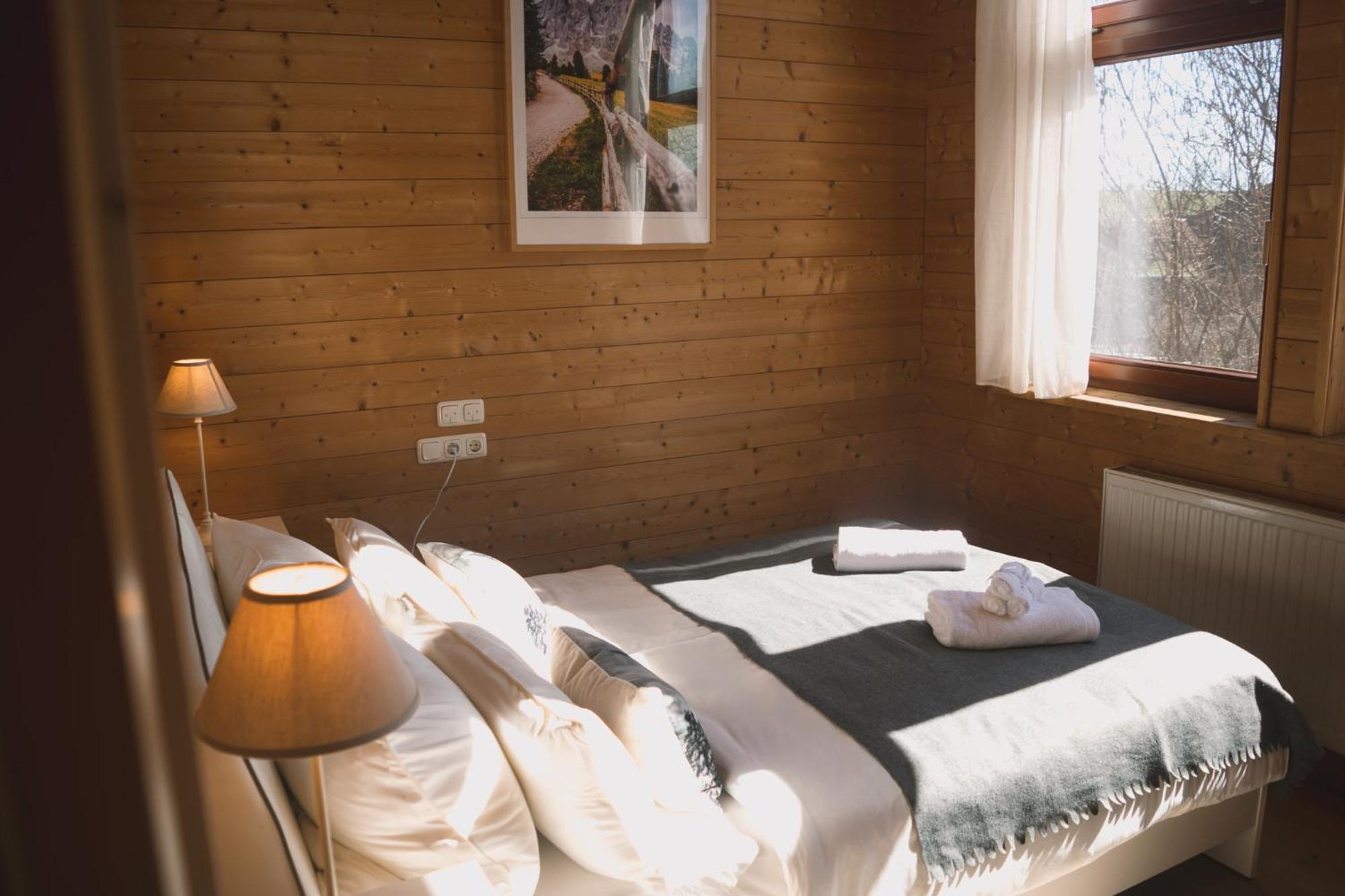 Naturnahes Familienchalet Mit Garten - Wifi - Netflix - Nur 15 Minuten Vom Chiemsee Und 35 Minuten Von Muenchen Entfernt Vogtareuth 외부 사진